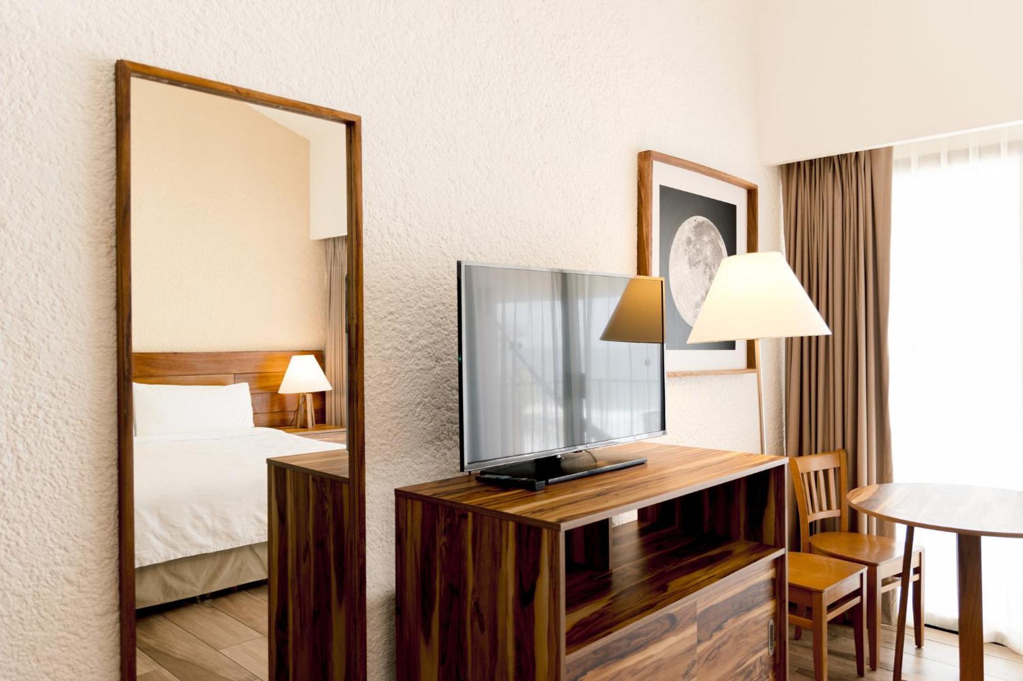 Holiday Inn Resort Ixtapa All-Inclusive By Ihg Exterior photo