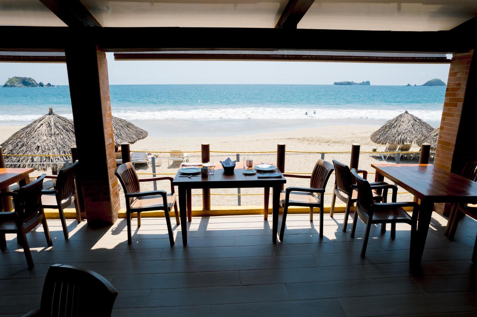 Holiday Inn Resort Ixtapa All-Inclusive By Ihg Exterior photo