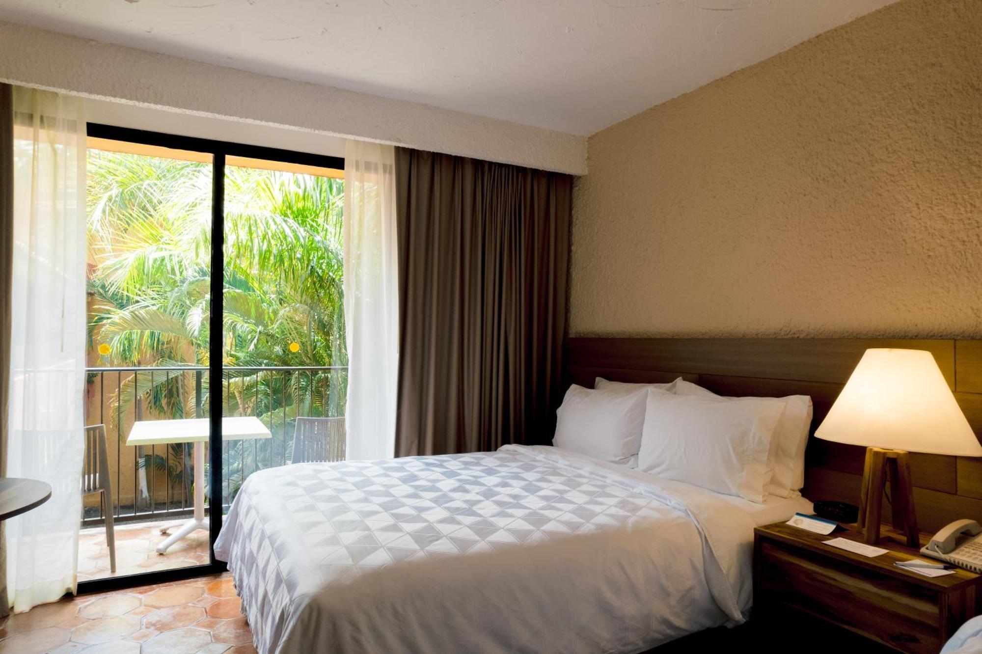 Holiday Inn Resort Ixtapa All-Inclusive By Ihg Exterior photo